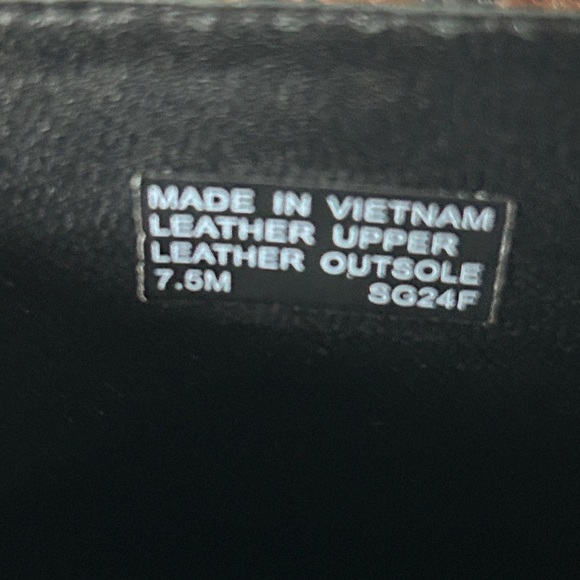 Michael Kors Halle Mule Pump Leather Black Pointed Toe Heels Size 7.5M NIB - Picture 10 of 14